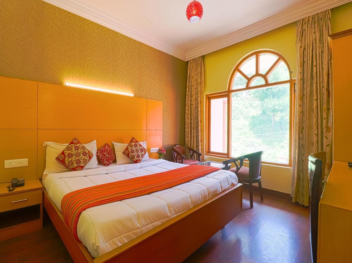 The Byke Sunshine Grand Hotel Ooty Exterior photo