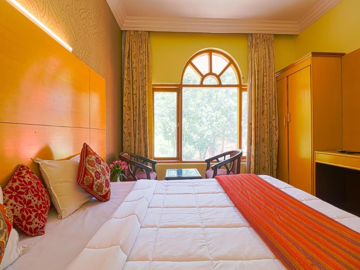 The Byke Sunshine Grand Hotel Ooty Exterior photo