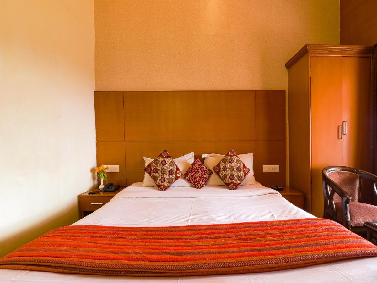 The Byke Sunshine Grand Hotel Ooty Exterior photo